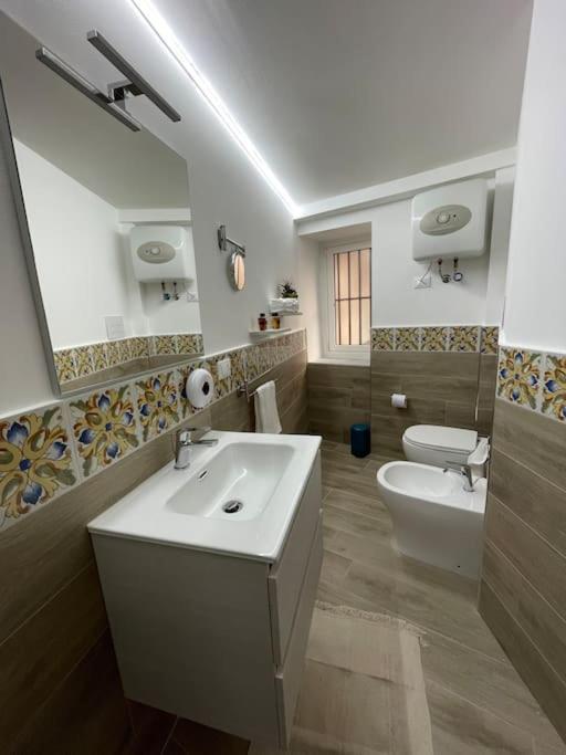 Maro Loft Al Capo Apartment Palermo Luaran gambar
